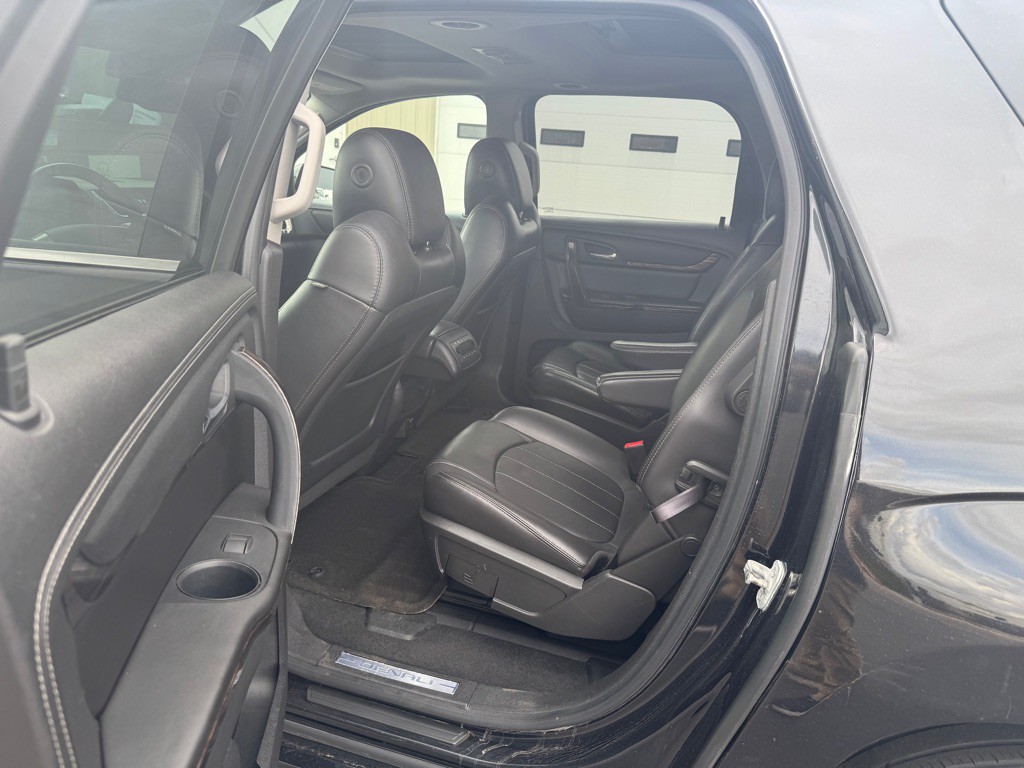 2015 GMC Acadia Image 8