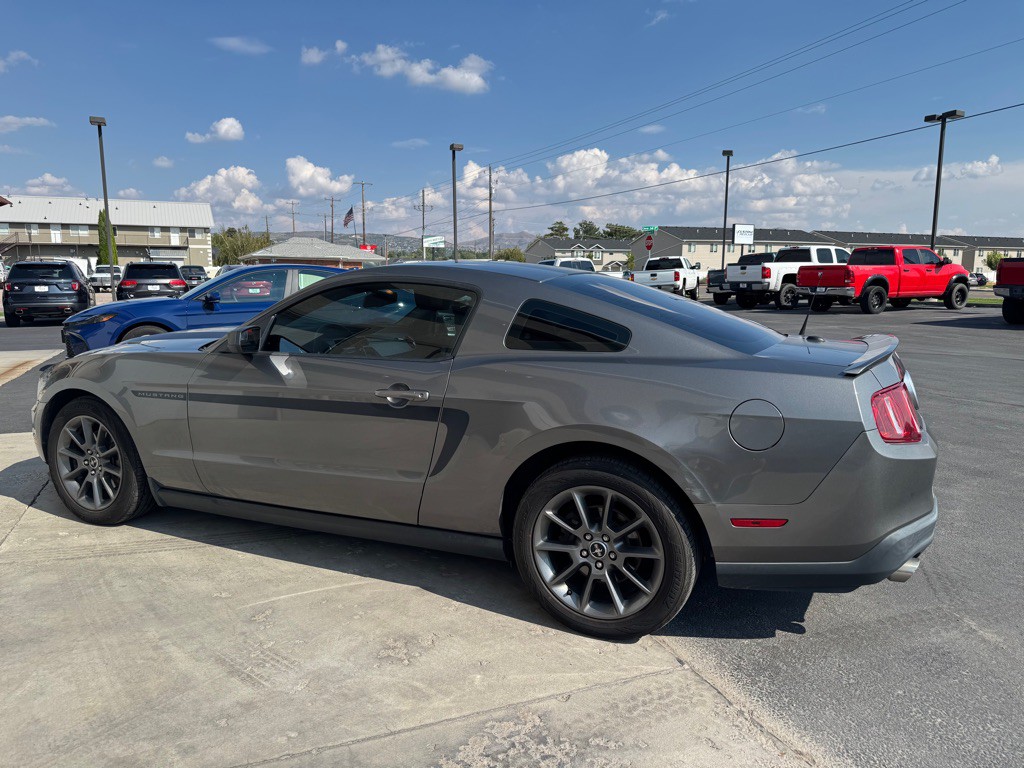 2011 Ford Mustang Image 6