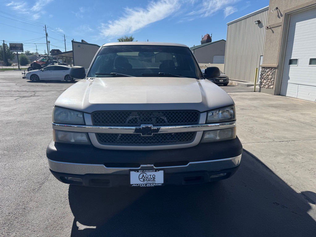 2005 Chevrolet Silverado 1500 Image 2