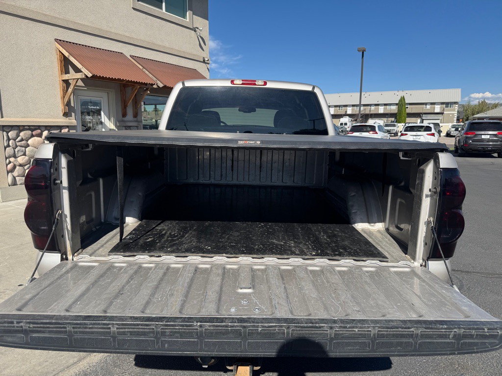2005 Chevrolet Silverado 1500 Image 13