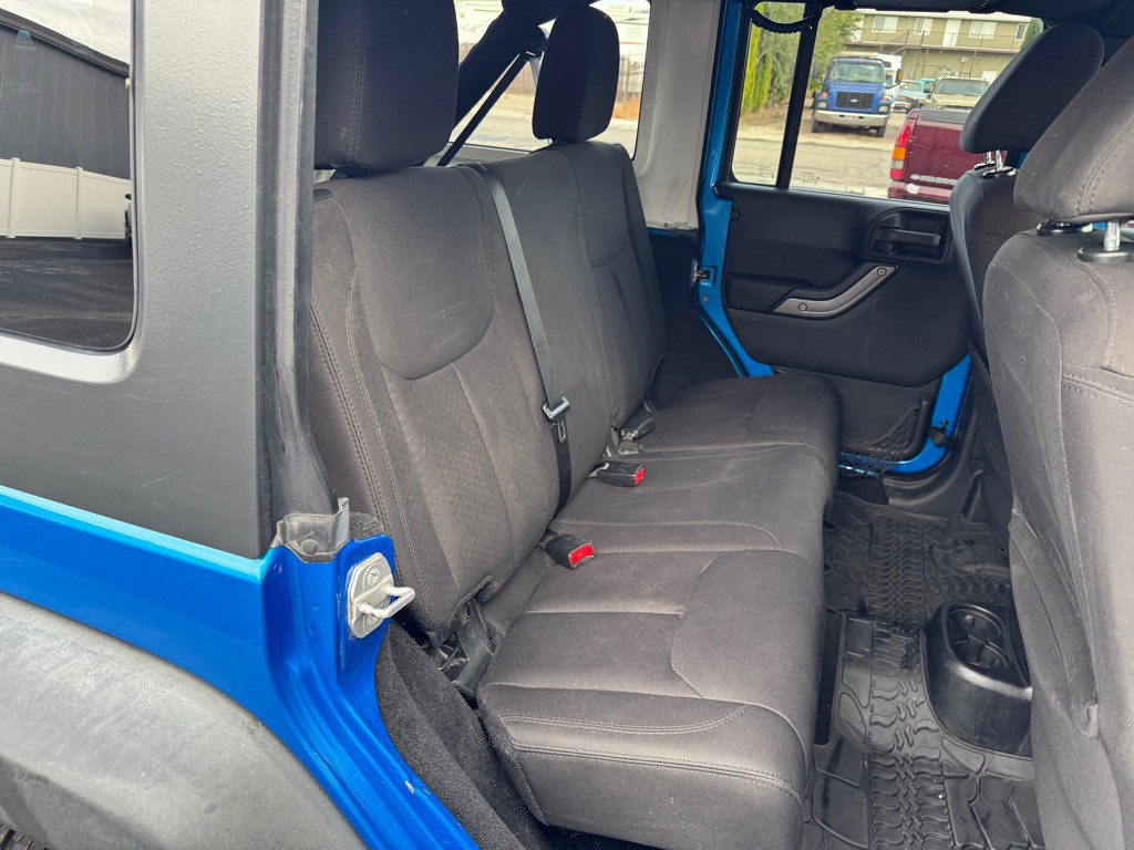 2015 Jeep Wrangler Unlimited Image 12