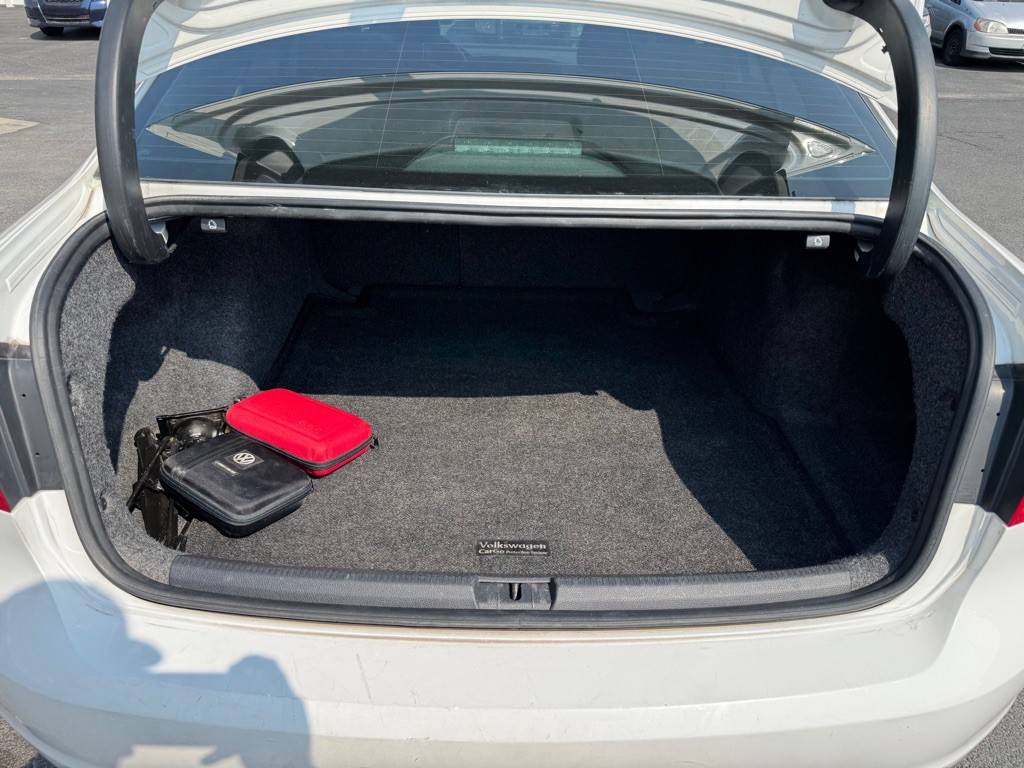 2014 Volkswagen Passat Image 10