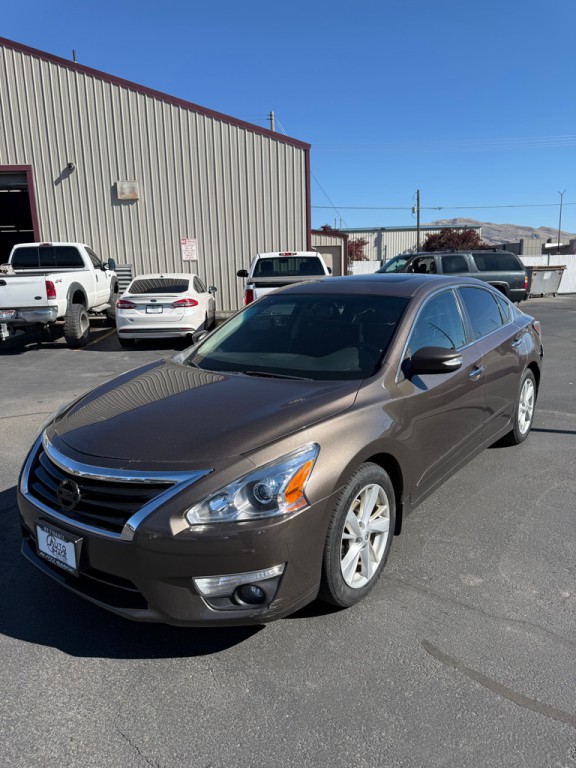 2015 Nissan Altima Image 1