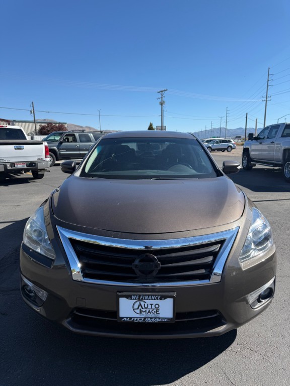 2015 Nissan Altima Image 2