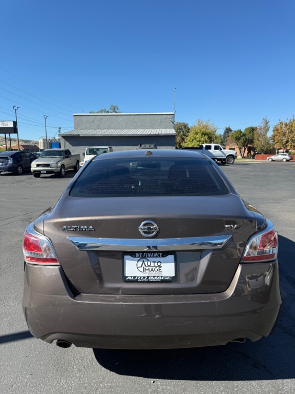 2015 Nissan Altima Image 6