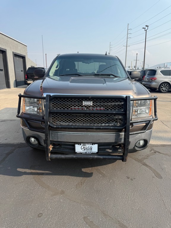 2007 GMC Sierra Image 2