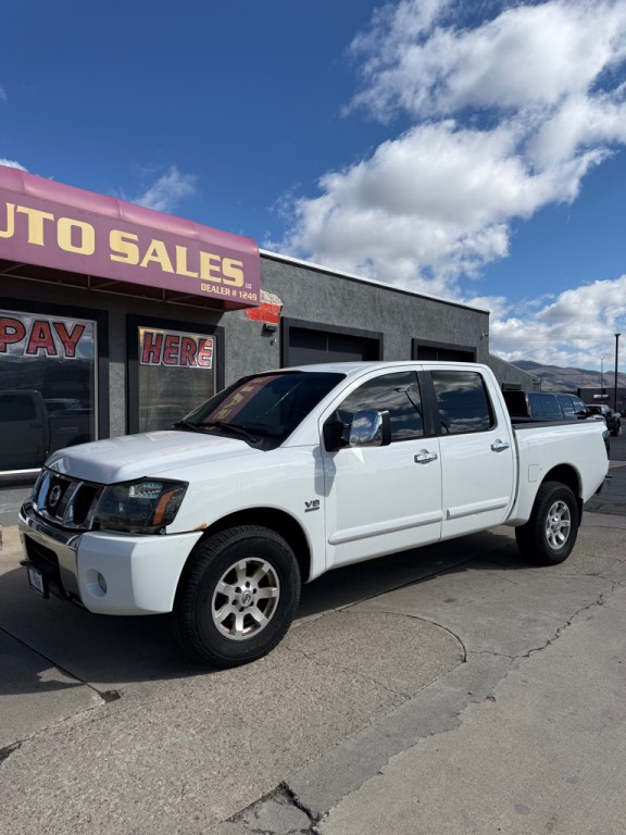2004 Nissan Titan Image 2