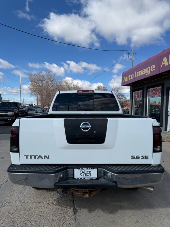 2004 Nissan Titan Image 5