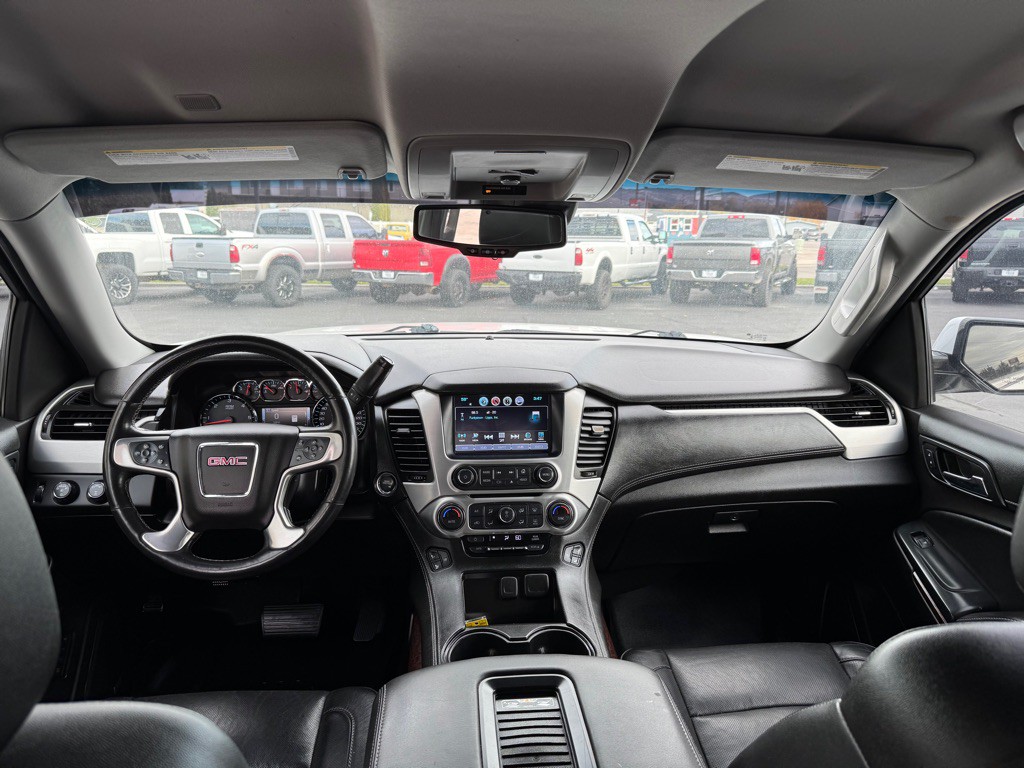 2017 GMC Yukon Image 11
