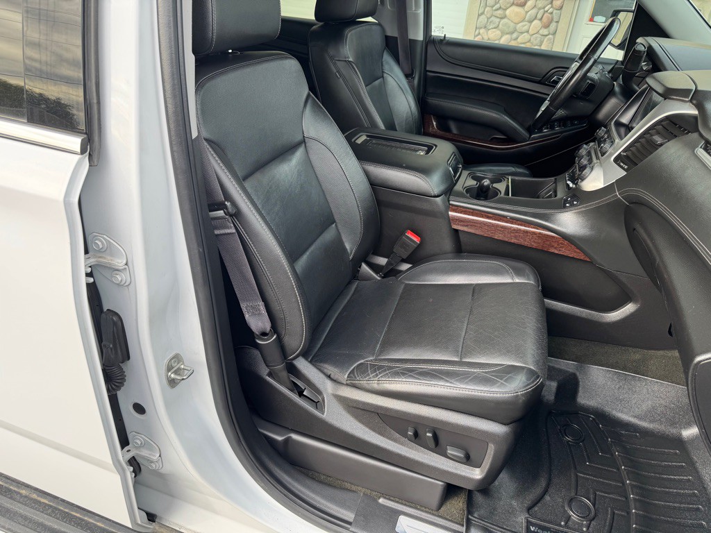 2017 GMC Yukon Image 17