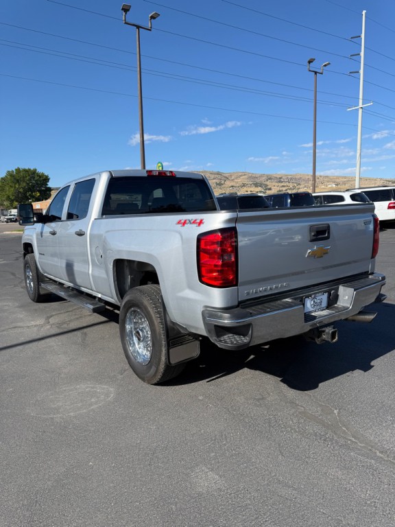 2015 Chevrolet Silverado 1500 Image 3