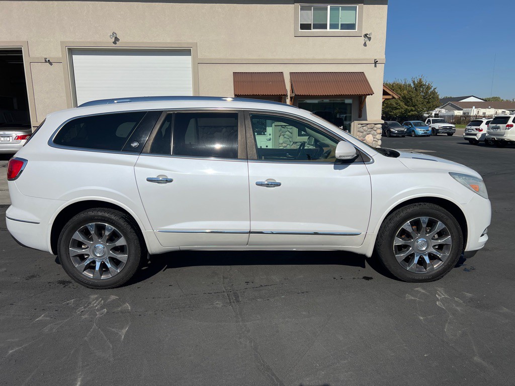 2016 Buick Enclave Image 5