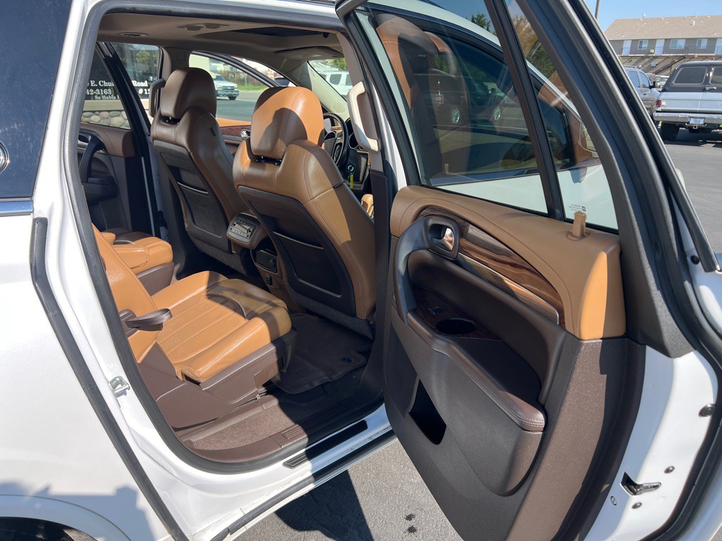 2016 Buick Enclave Image 13