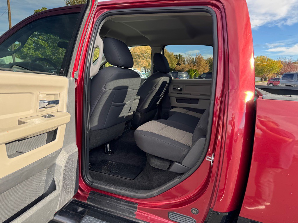 2012 Dodge Ram 2500 Image 8