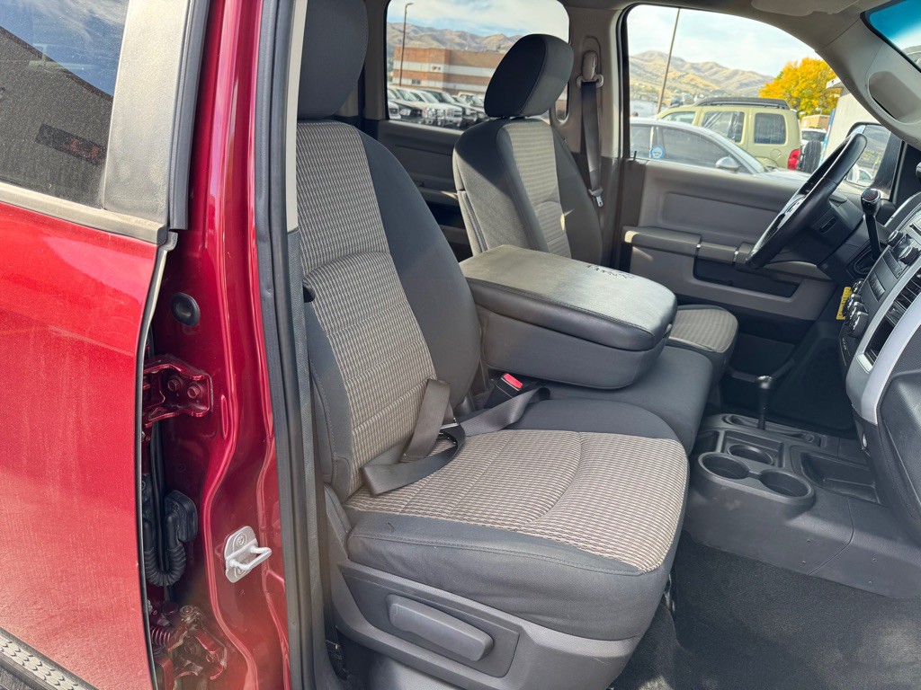 2012 Dodge Ram 2500 Image 11