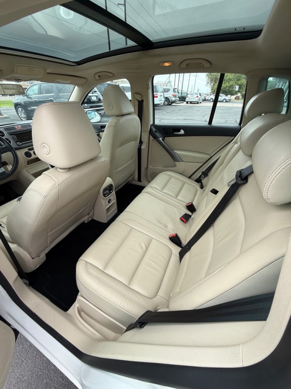 2010 Volkswagen Tiguan Image 23
