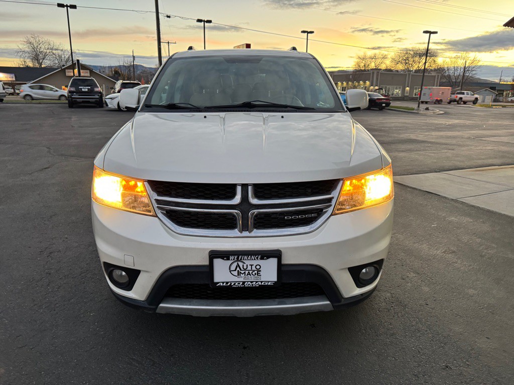 2012 Dodge Journey Image 2