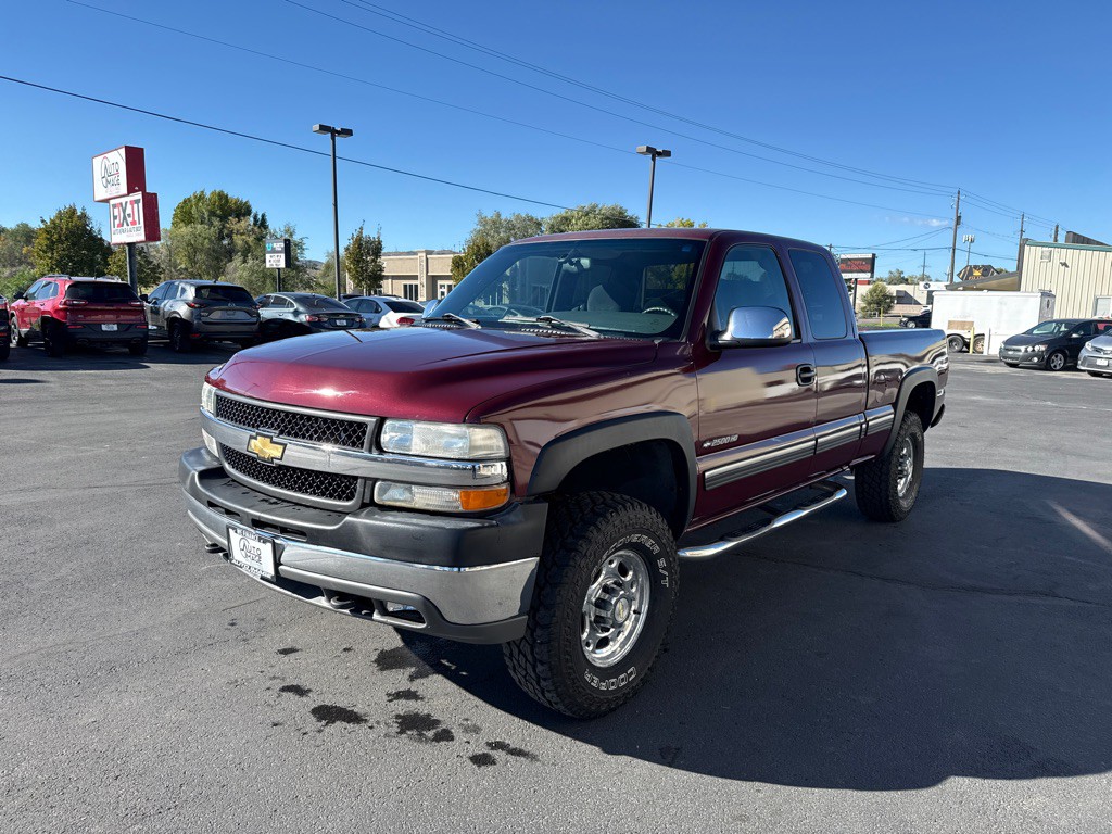 2001 Chevrolet Silverado 1500 Image 2