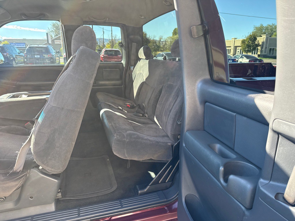 2001 Chevrolet Silverado 1500 Image 11