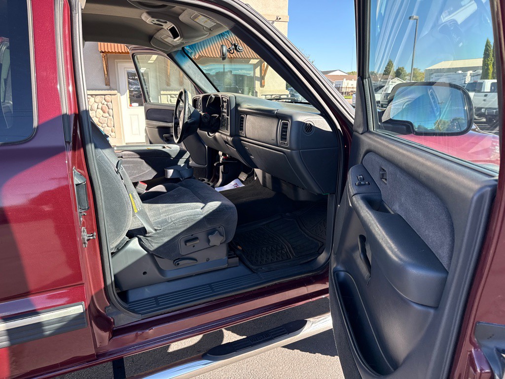 2001 Chevrolet Silverado 1500 Image 12