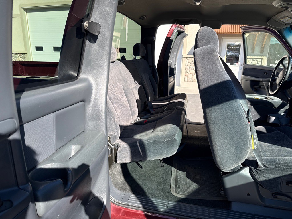 2001 Chevrolet Silverado 1500 Image 13
