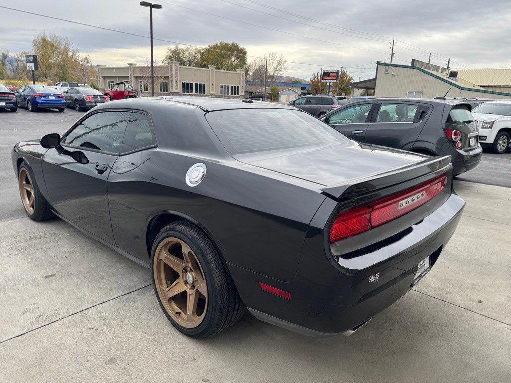 2012 Dodge Challenger Image 5