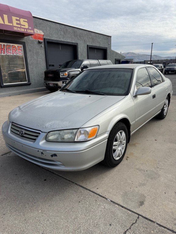 2001 Toyota Camry Image 3