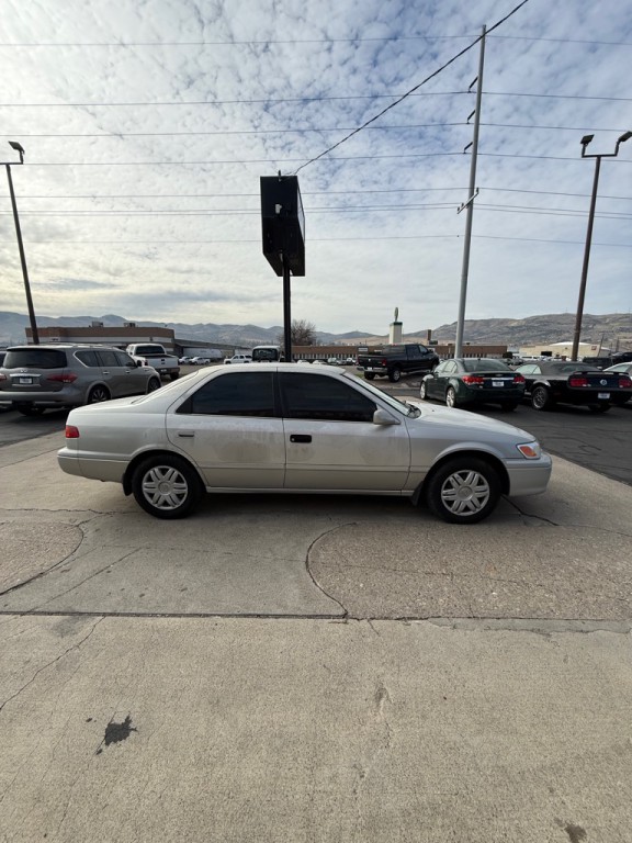 2001 Toyota Camry Image 4