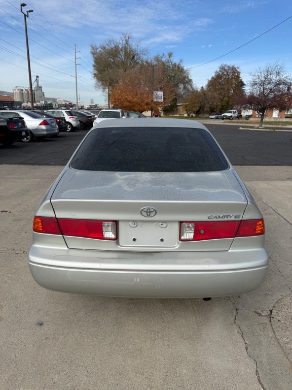 2001 Toyota Camry Image 8