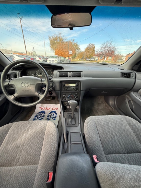 2001 Toyota Camry Image 11