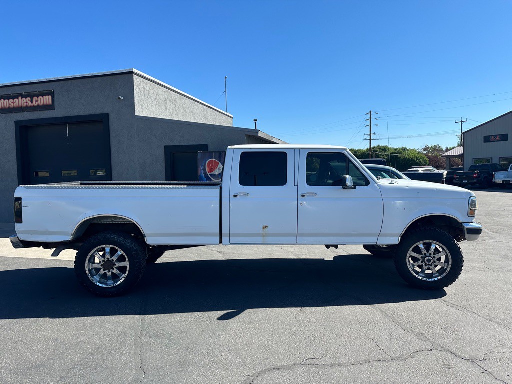 1995 Ford F-350 Image 4