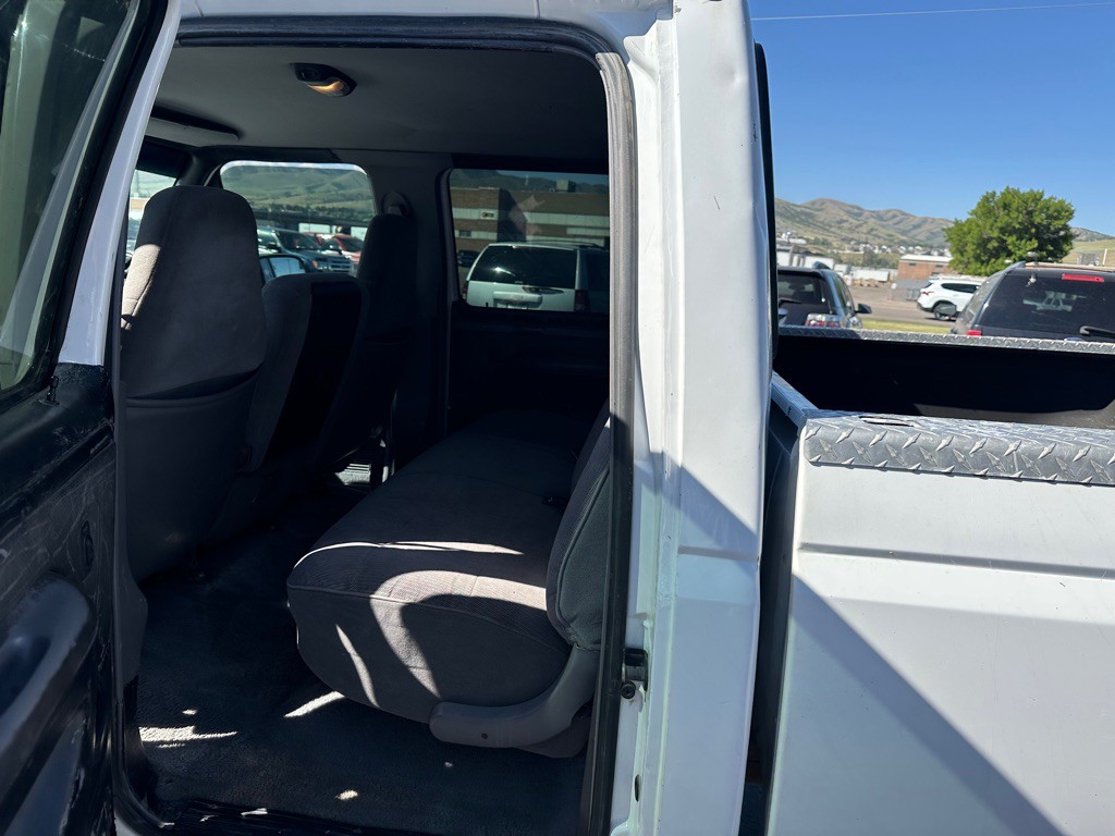 1995 Ford F-350 Image 9