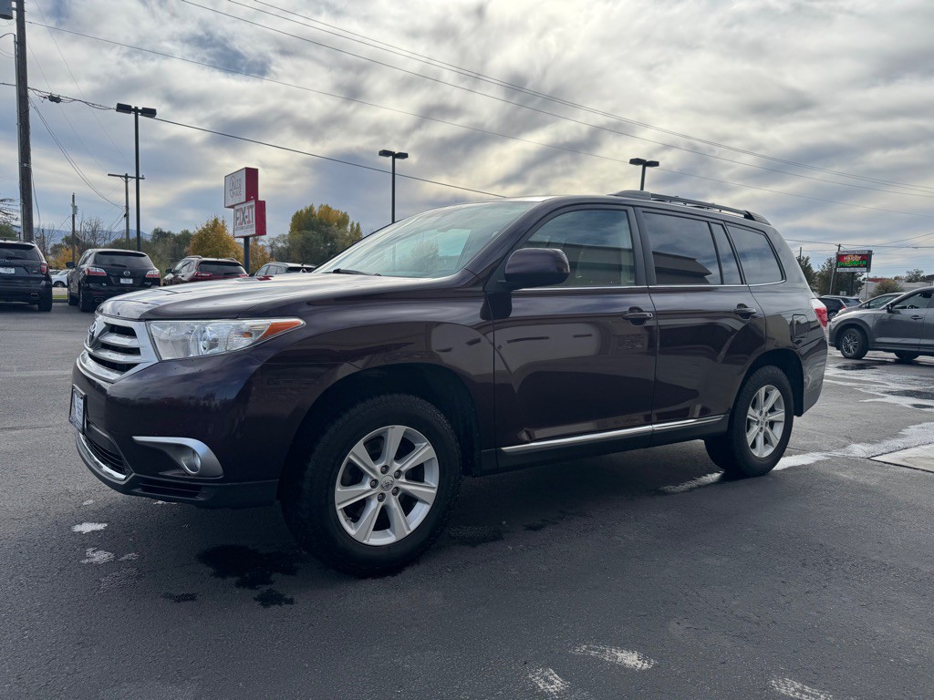2013 Toyota Highlander Image 1