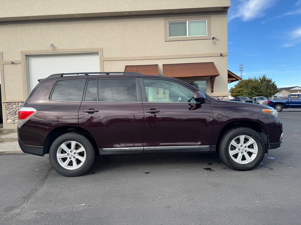2013 Toyota Highlander Image 3