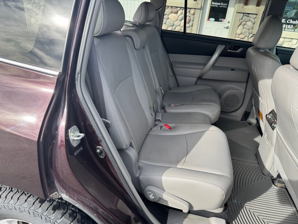 2013 Toyota Highlander Image 10