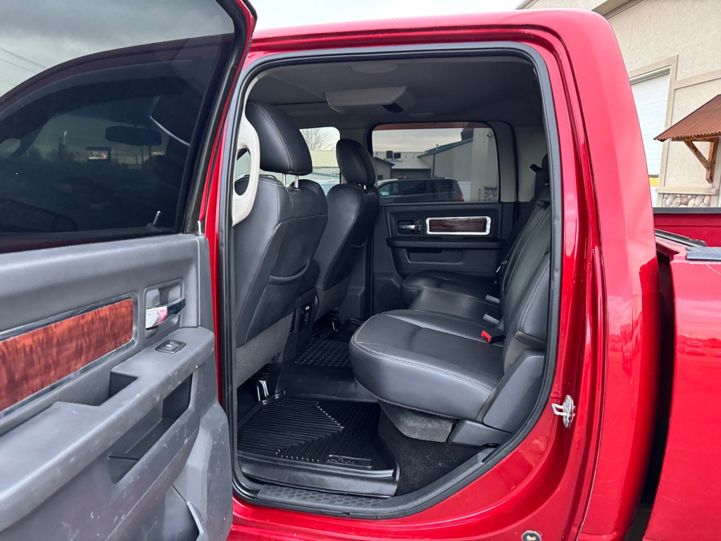 2010 Dodge Ram 3500 Image 9