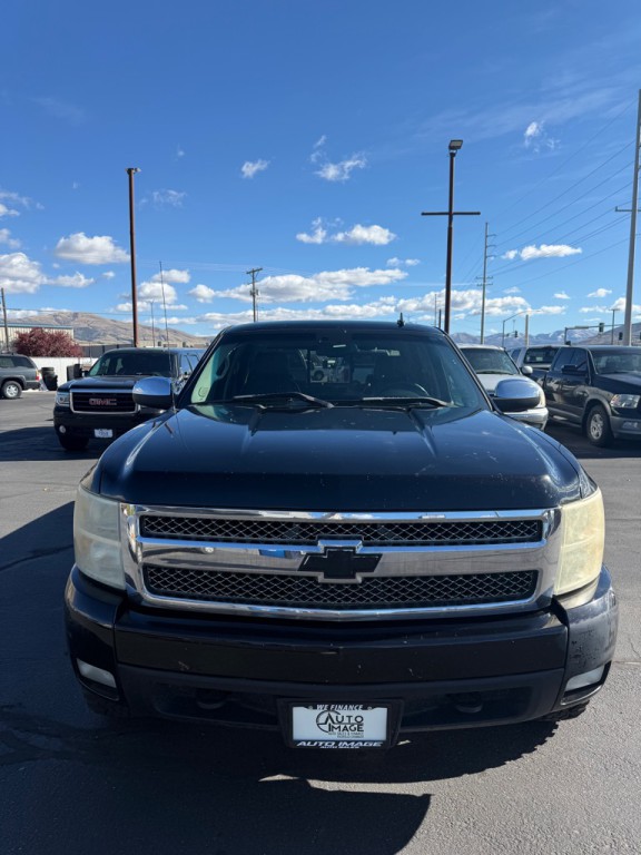 2007 Chevrolet Silverado 1500 Image 2