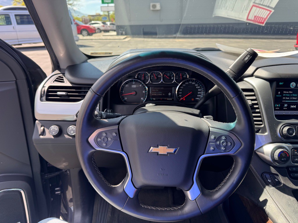 2016 Chevrolet Suburban Image 9