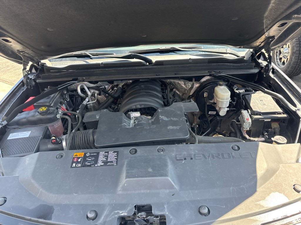 2016 Chevrolet Suburban Image 23