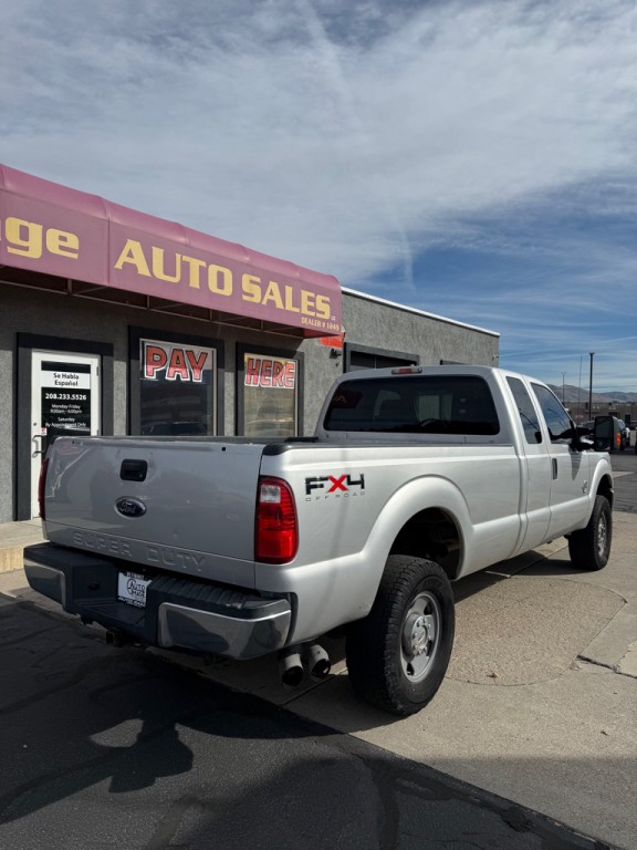 2011 Ford F-250 Image 4