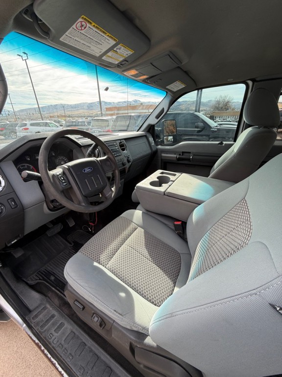 2011 Ford F-250 Image 11