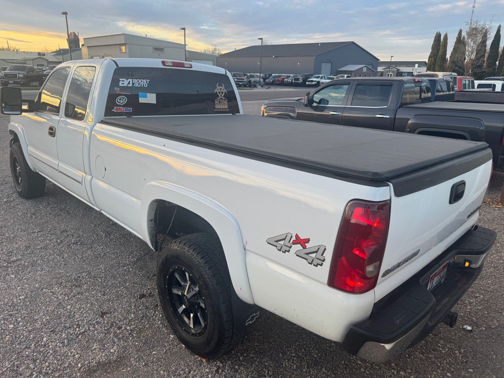 2003 Chevrolet Silverado 1500 Image 6