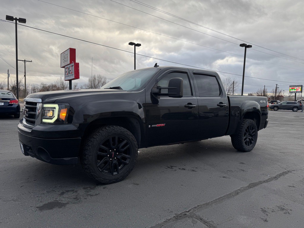 2007 GMC Sierra Image 1