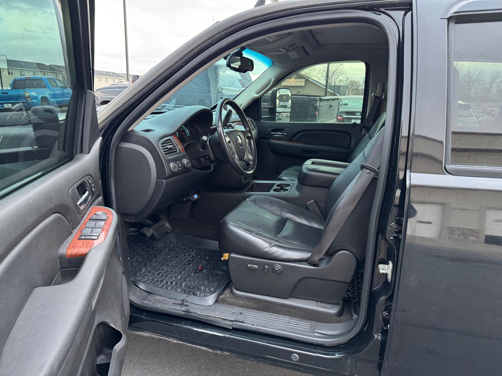 2007 GMC Sierra Image 8