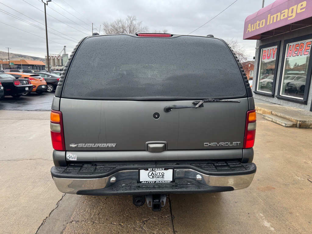 2001 Chevrolet Suburban Image 6