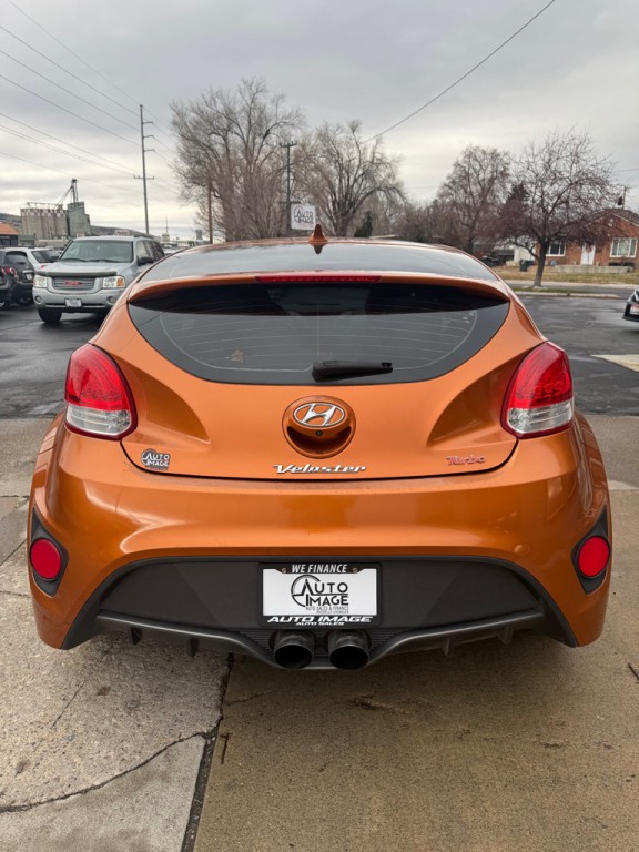 2016 Hyundai Veloster Image 9