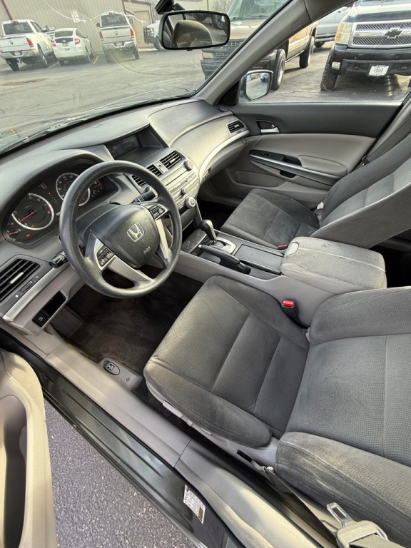 2008 Honda Accord Image 9