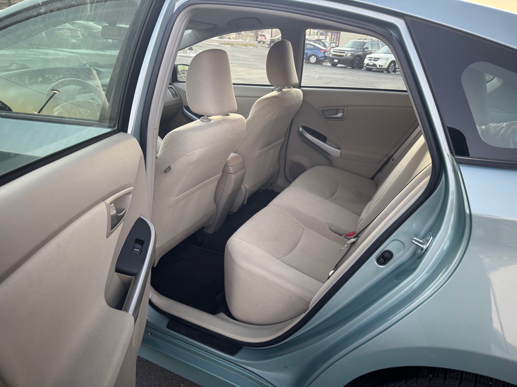 2014 Toyota Prius Image 9