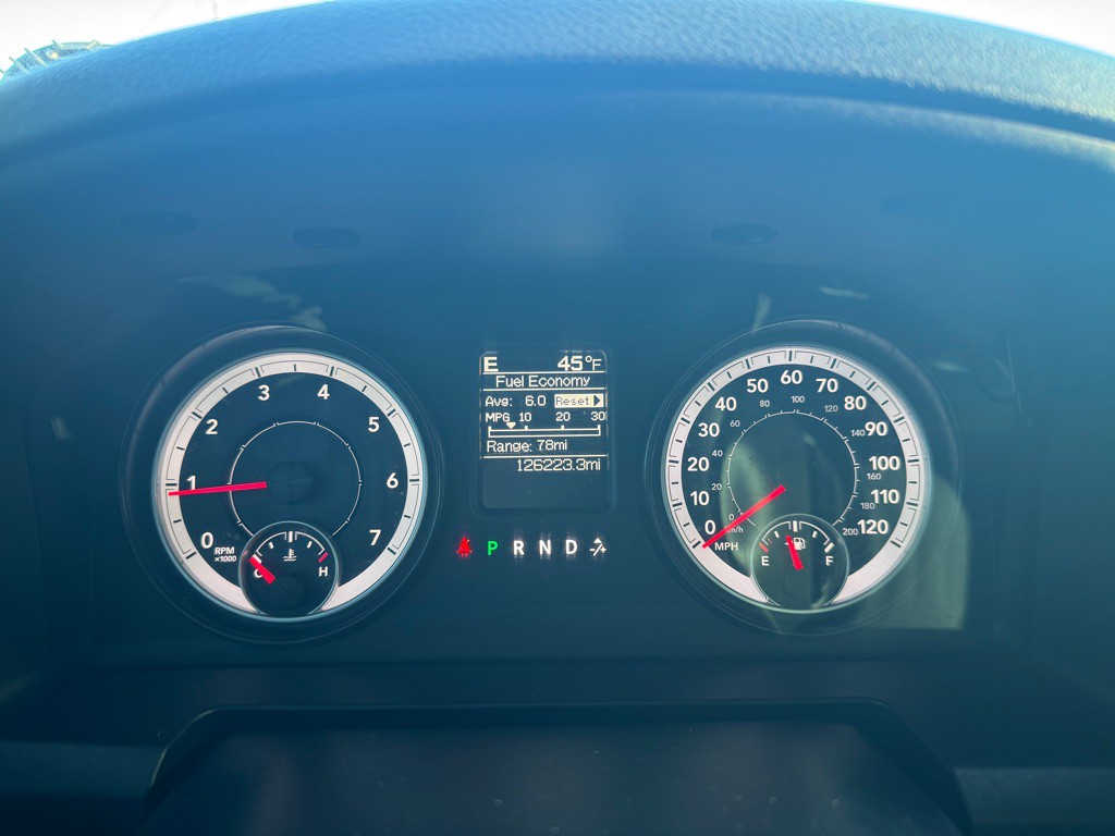 2014 RAM 1500 Image 10