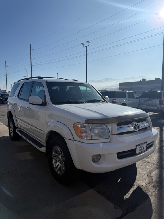 2006 Toyota Sequoia Image 2